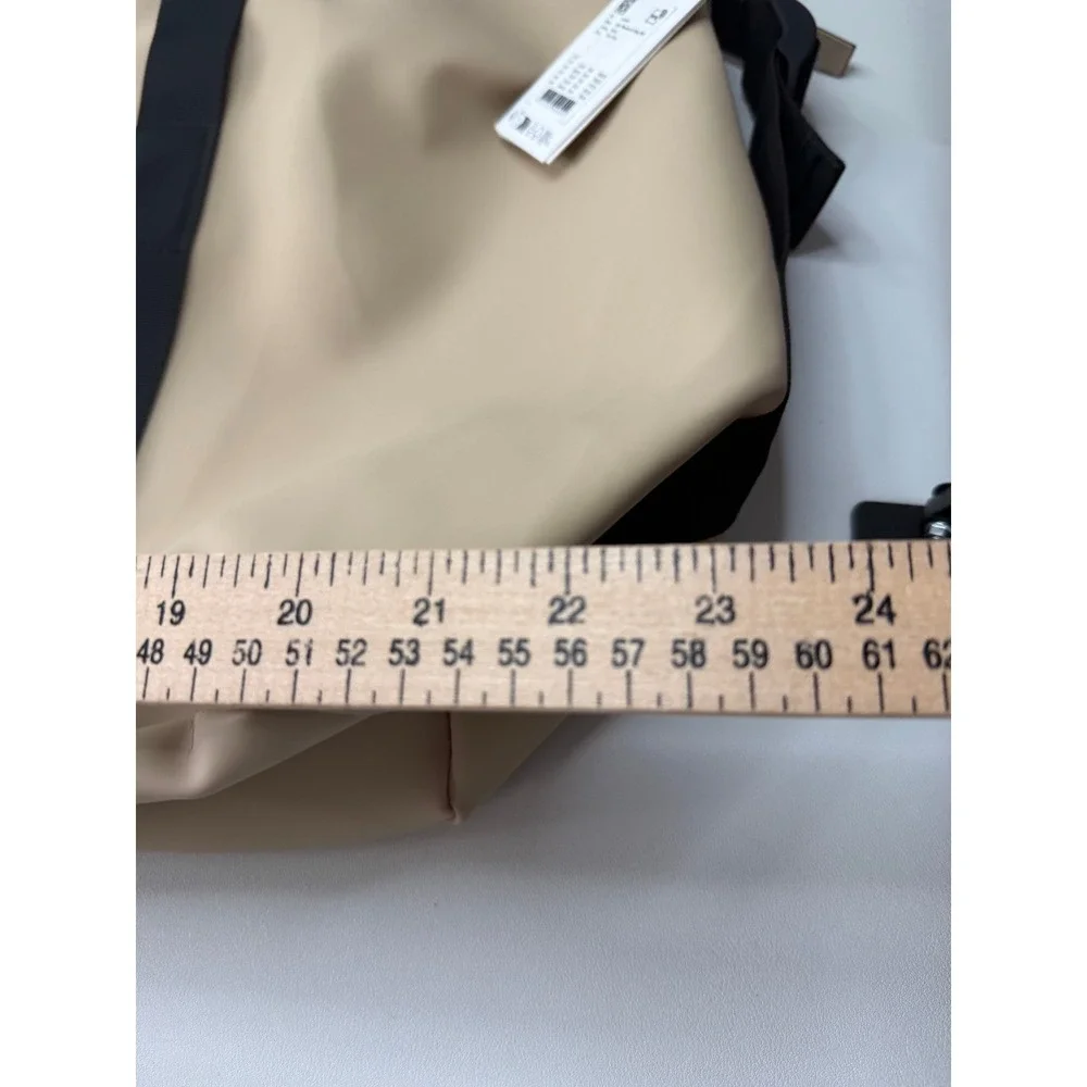 Rains Hilo Weekend Bag W3 Sand Waterproof Travel Duffel Bag 14200 NEW